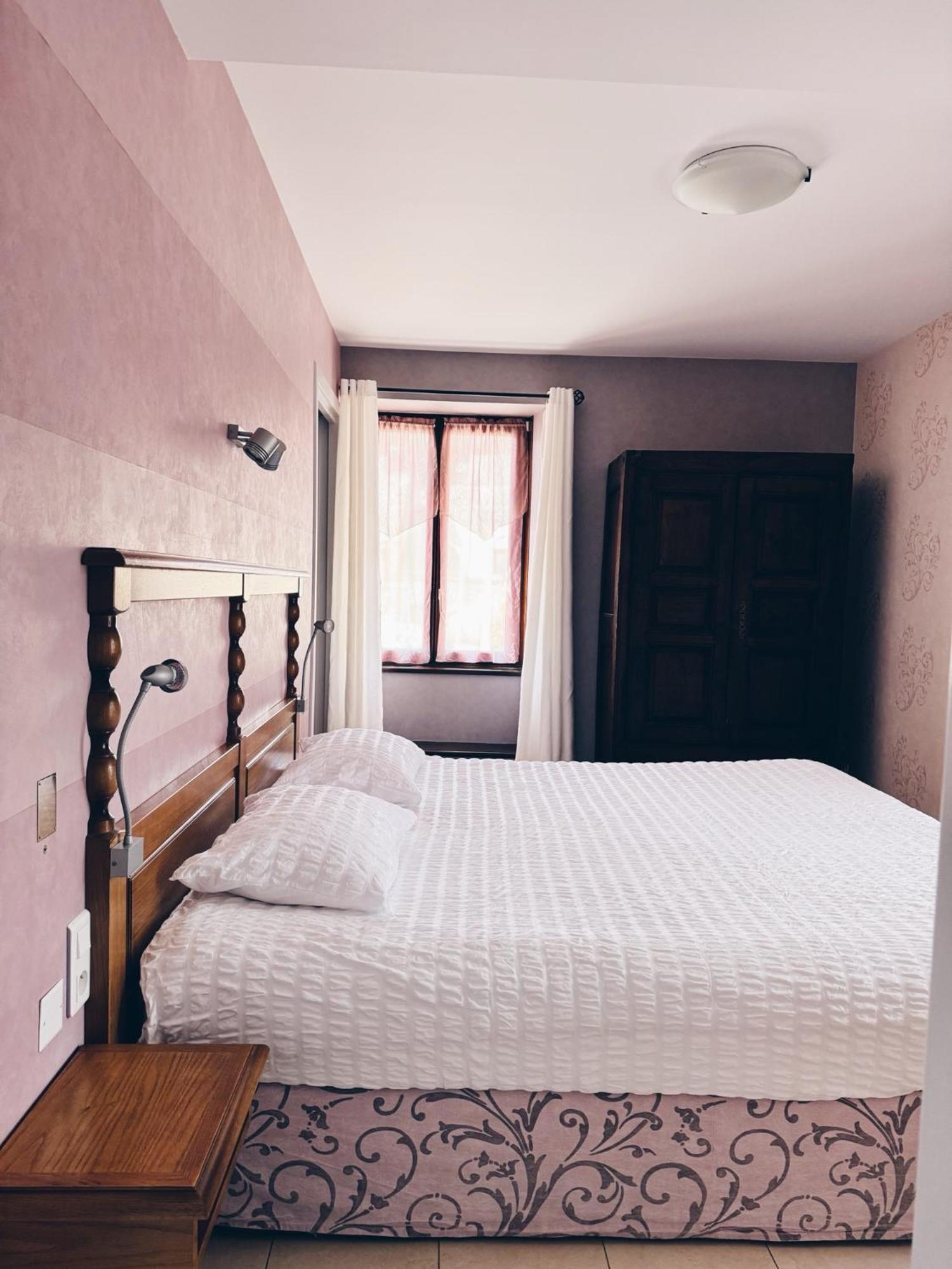 Le Regis Apartment Laguiole Exterior photo