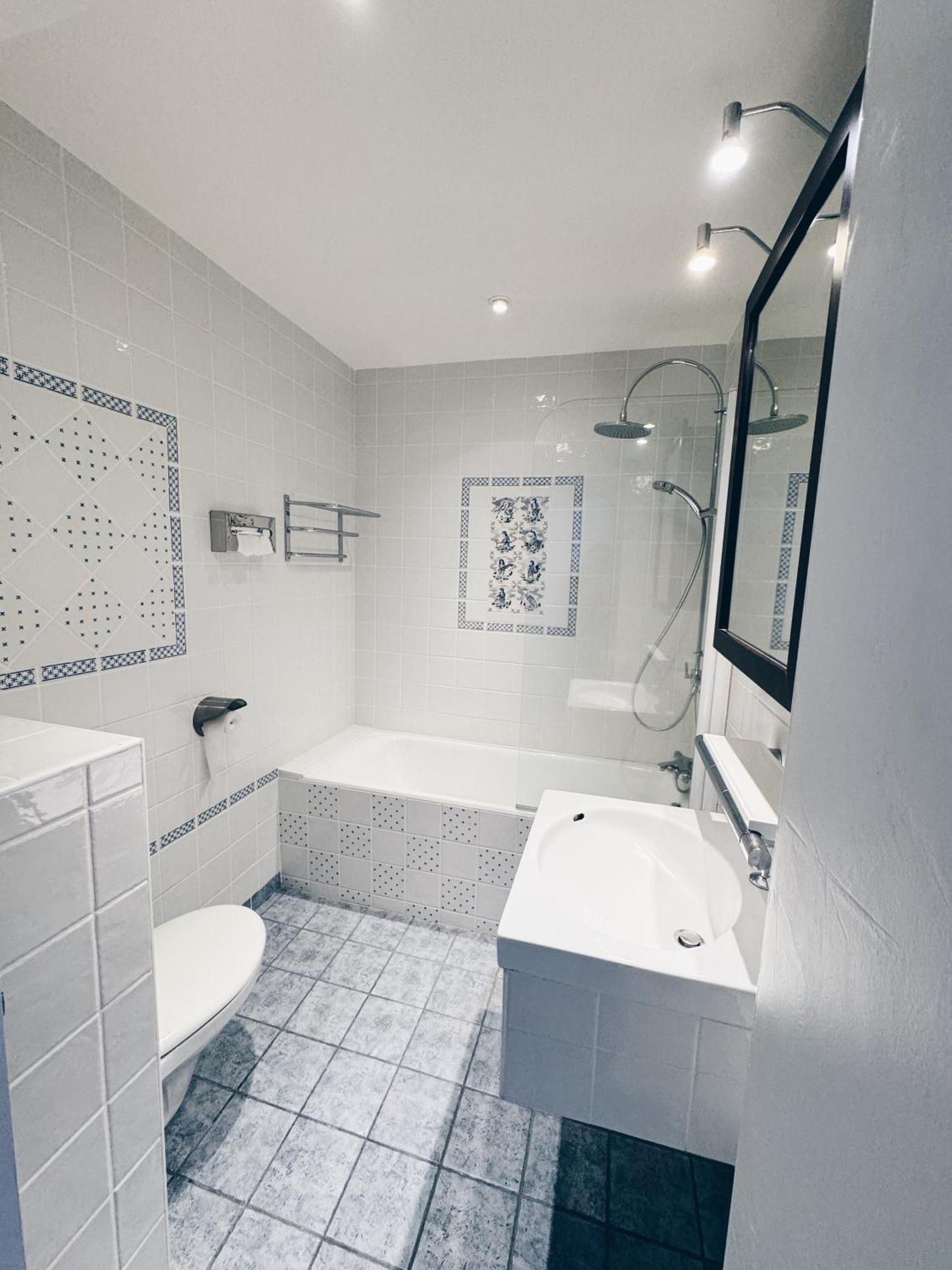 Le Regis Apartment Laguiole Exterior photo